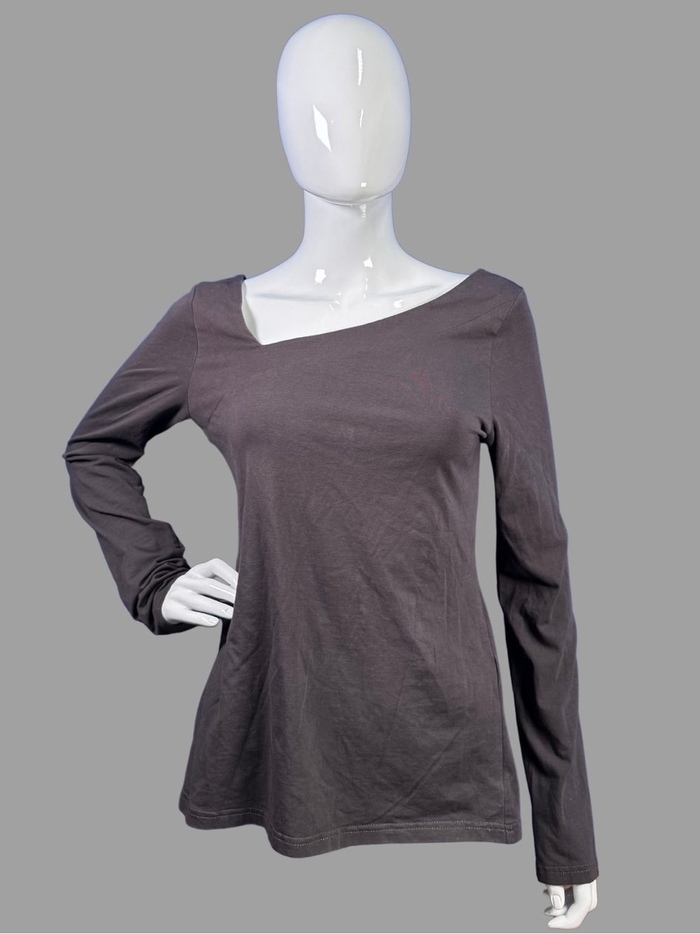 PattyBoutik Long Sleeve Gray Asymmetrical Women's Top